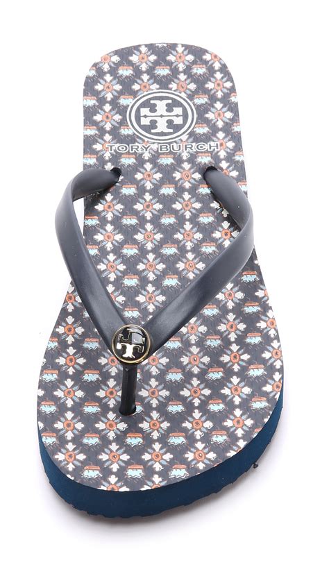 thin flip flop tory burch